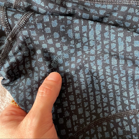 EUC lululemon Pace Rival Crop 19” Teal/Black (8) - Picture 12 of 12